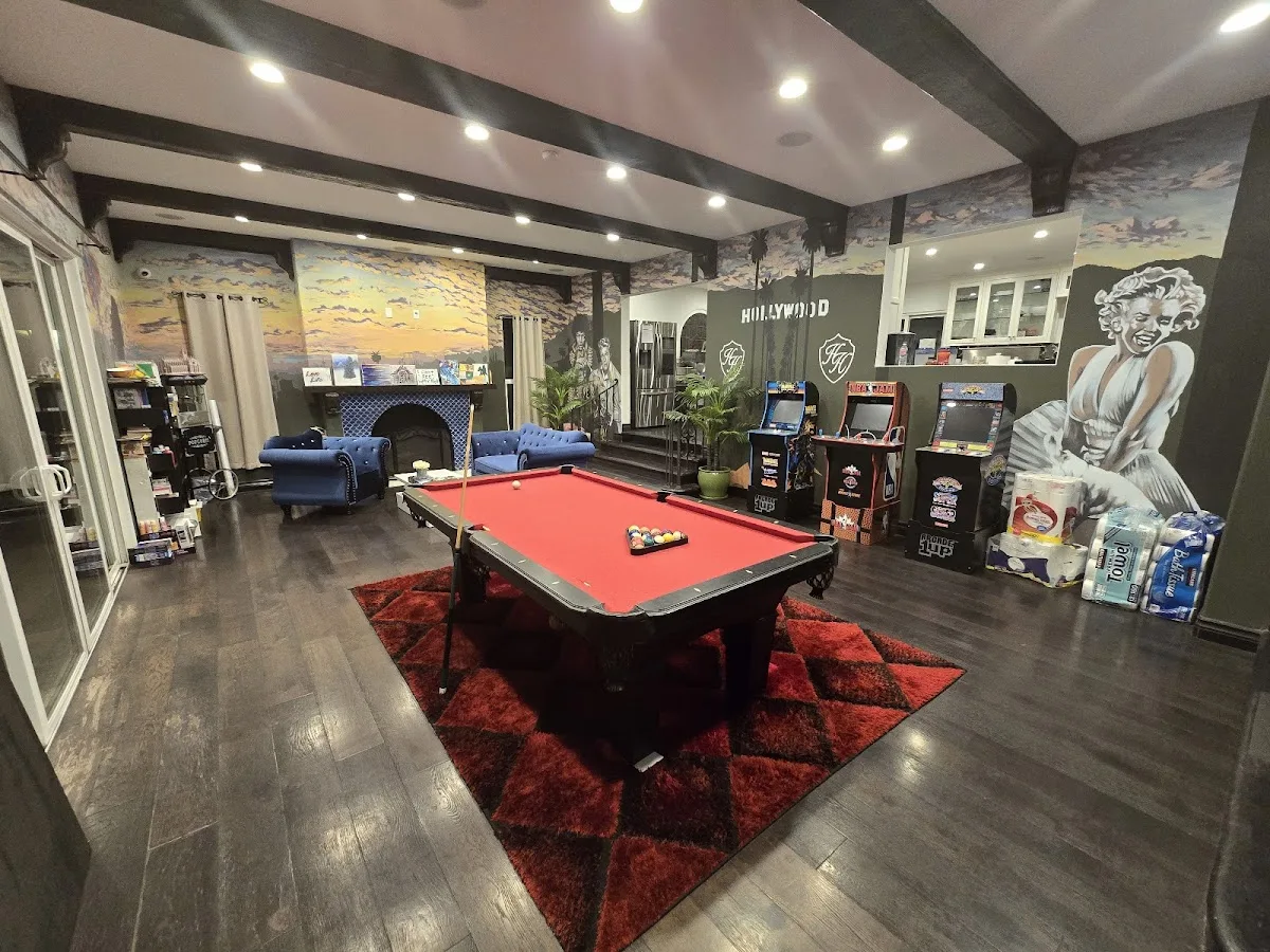 Hollywood Hills Recovery Luxury Rehab & Detox - Photo 3