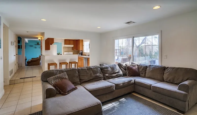 Design For Recovery - West Los Ange - Photo 2