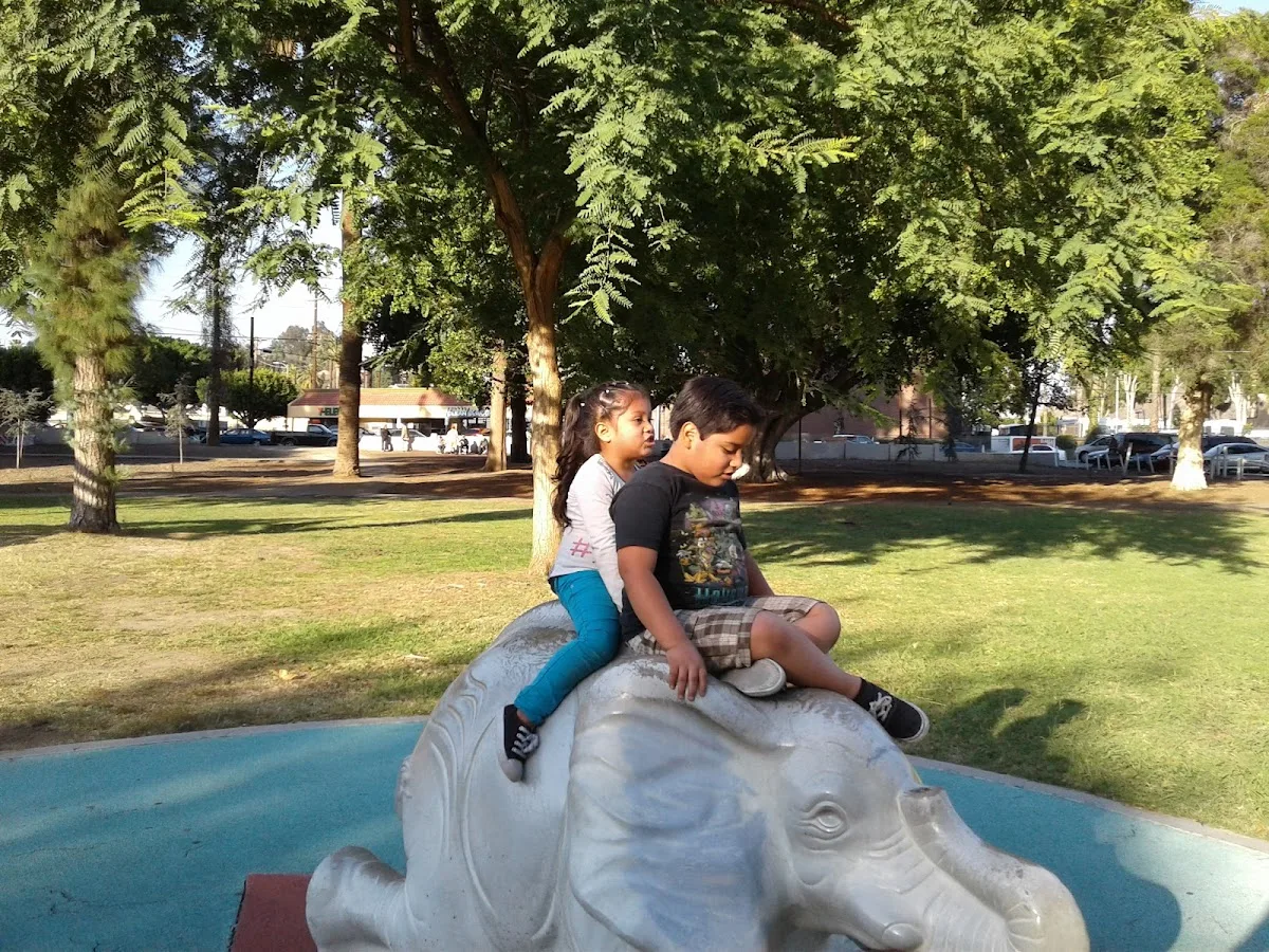 Socorro Cri-Help Inc - Photo 2