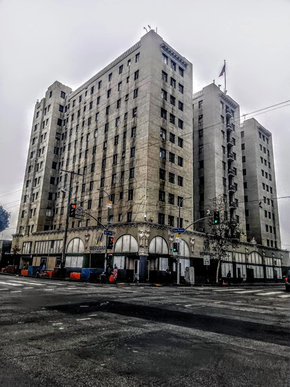 Weingart Center - Photo 2