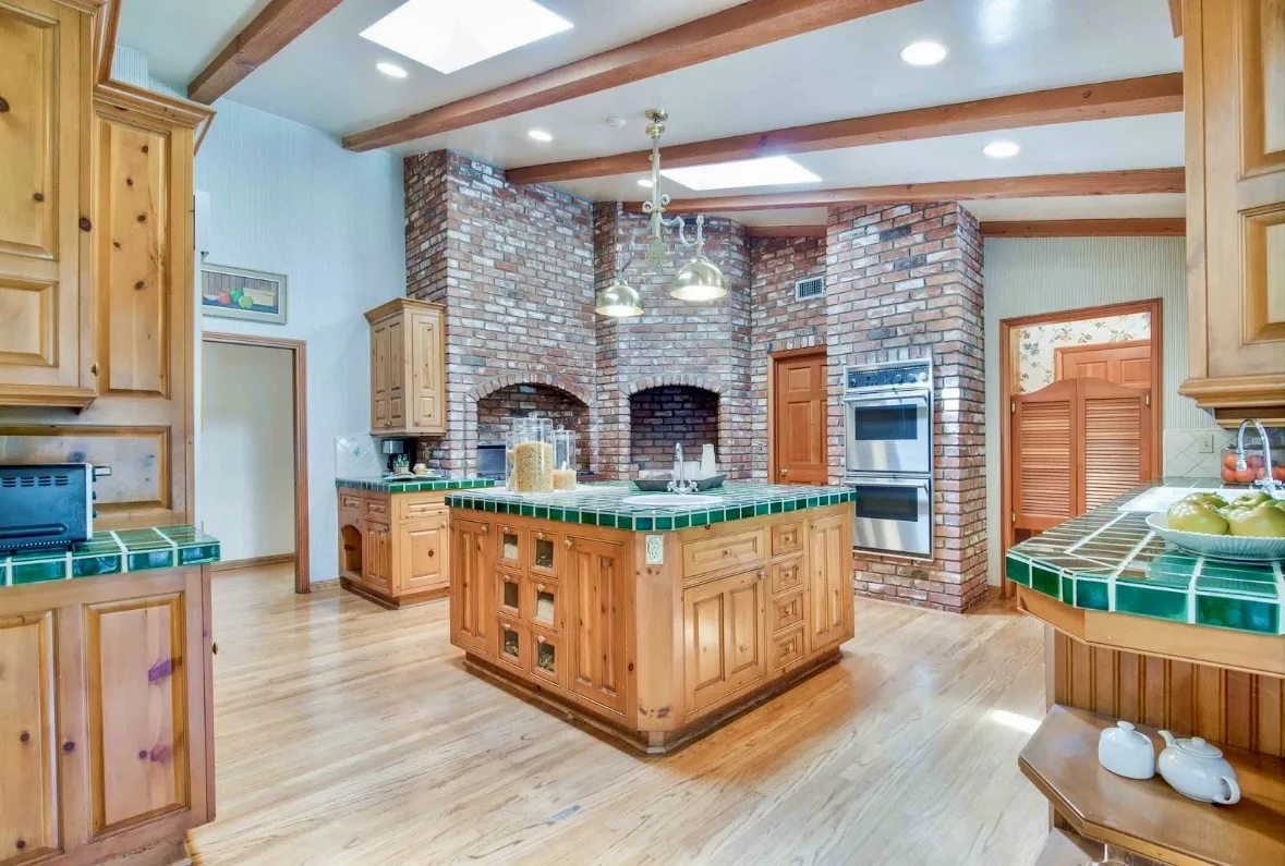 Hidden Hills Recovery Sober Living - Photo 5