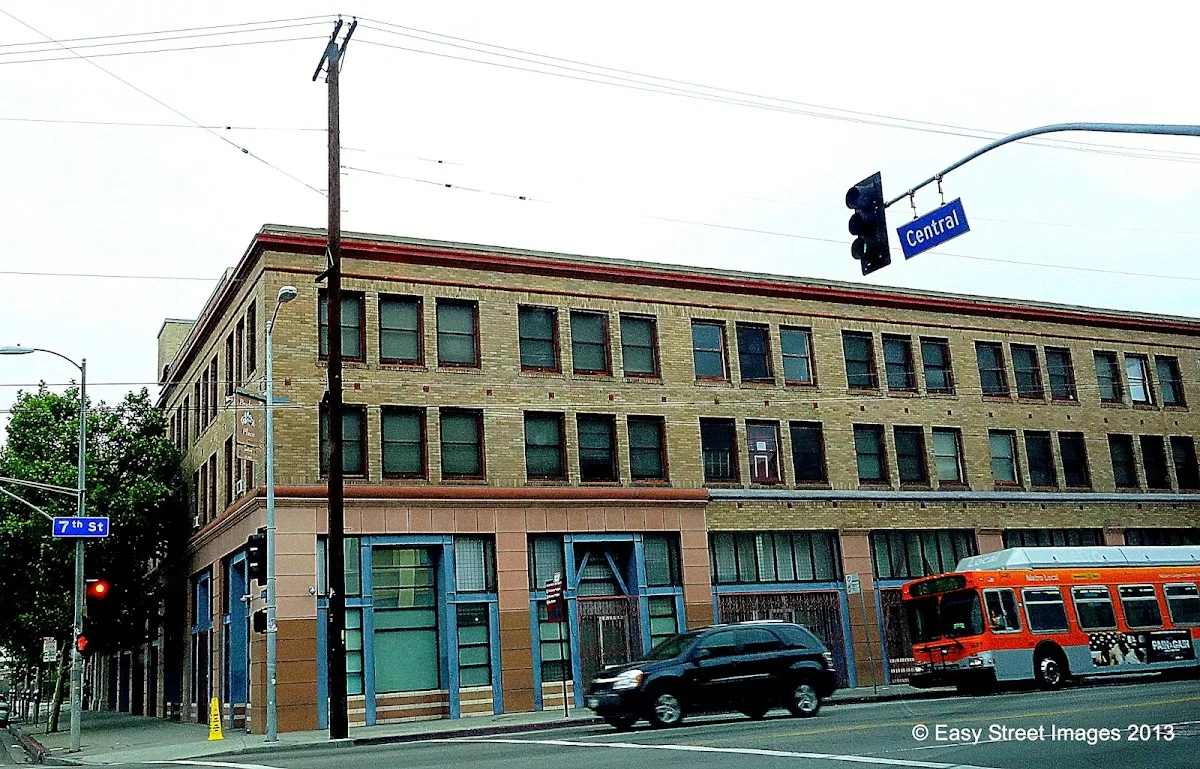 Skid Row Housing Trust - Photo 3