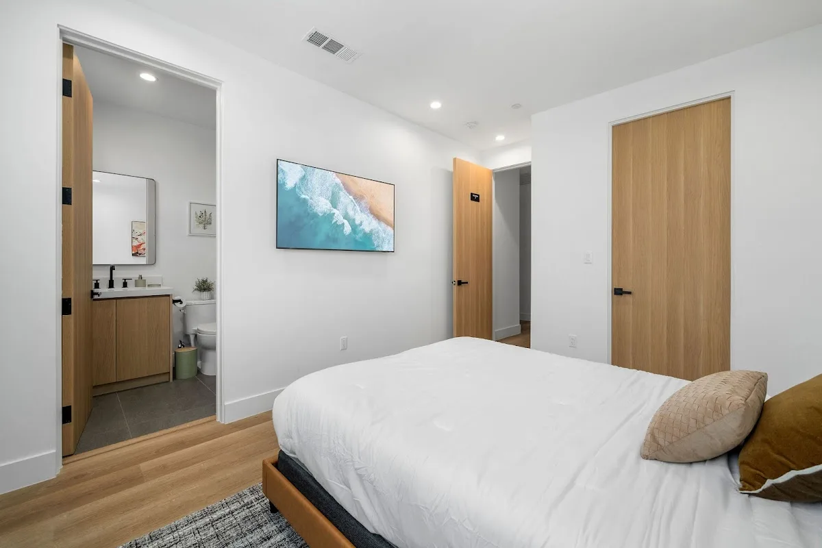 Refine Recovery | Drugs & Alcohol Rehab in Los Angeles - Photo 4