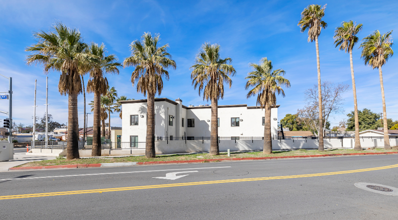 Aurora Recovery Center - Photo 2