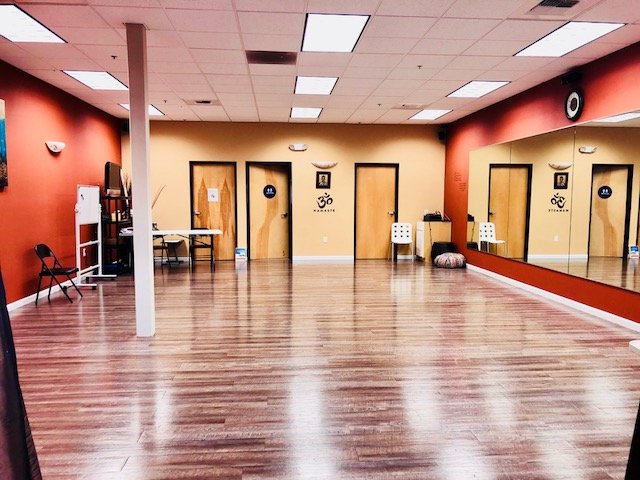 Bella Nirvana Center - Photo 5