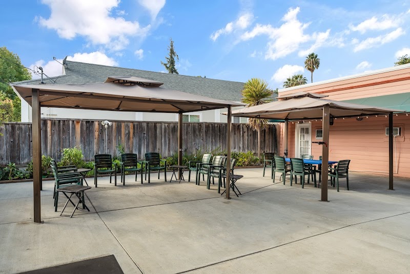 1 Life Recovery Centers - Photo 3