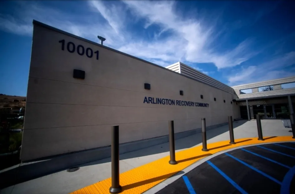 Cedar House Life Change Center At Arlington - Photo 1